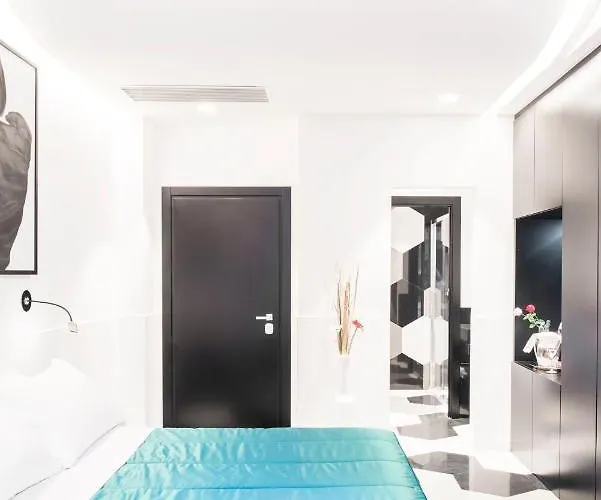 V-accommodation Iv Fontane 4* 罗马